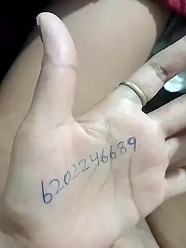 JassiKumari02 online show from 2, 4, 2026