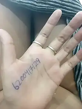 JassiKumari02 online show from 7, 4, 2026