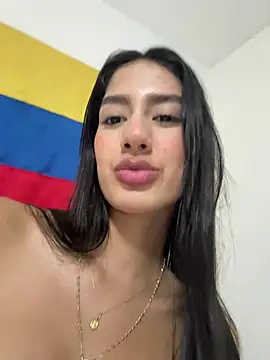 Julieta Duque online show from 4, 7, 2026