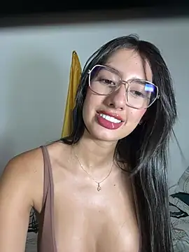 Julieta Duque online show from 7, 7, 2026