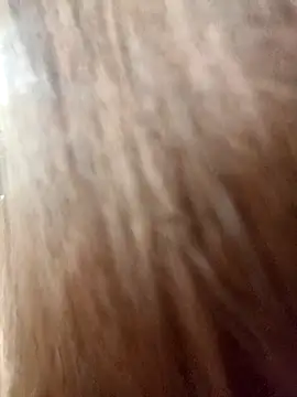 Snapshot of zuzuuLy chatting on 21, 10, 2025 zuzuuLy online show from 21, 10, 2025