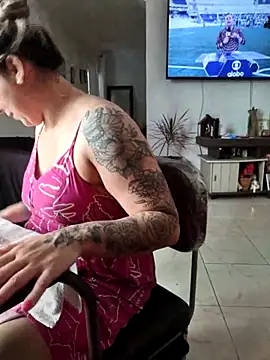 Barbie 13 online show from 26, 10, 2025