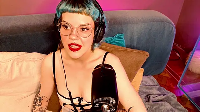 tacodeluxxxe online show from 23, 9, 2025