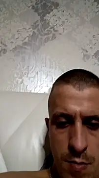 Snapshot of Adidas7217 chatting on 17, 11, 2025 Adidas7217 online show from 17, 11, 2025