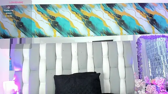 IsaDiiaz online show from 10, 4, 2026