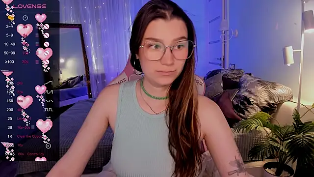 LinaBlossom  online show from 5, 7, 2026