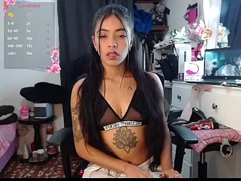 pocahot222 online show from 12, 10, 2025