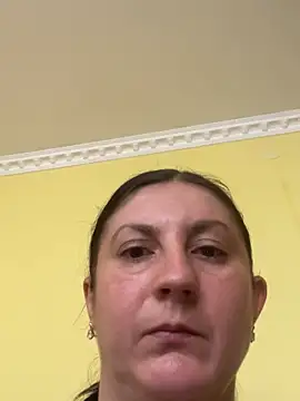 Snapshot of oksana1990 chatting on 23, 9, 2025 oksana1990 online show from 23, 9, 2025