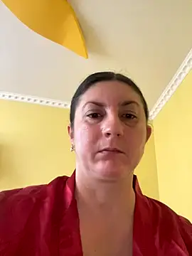 Snapshot of oksana1990 chatting on 15, 10, 2025 oksana1990 online show from 15, 10, 2025