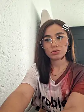 Akane24 online show from 1, 11, 2025