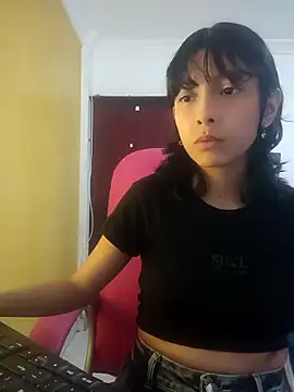 xoxo milk online show from 30, 10, 2025