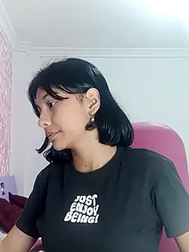 xoxo milk online show from 20, 2, 2026