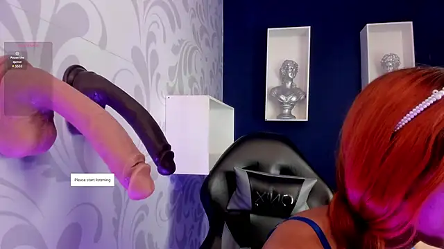 Kelseyfoxy  online show from 8, 10, 2025