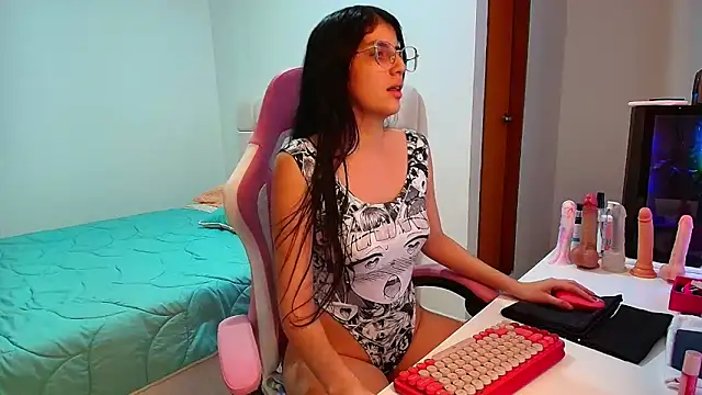 Julieta Rose19 online show from 15, 11, 2025