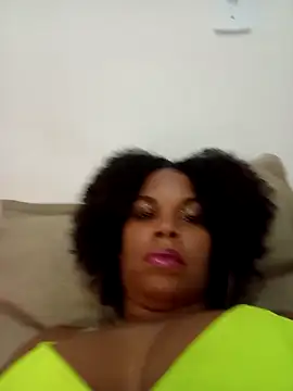 Snapshot of PrettahSantos chatting on 22, 9, 2025 PrettahSantos online show from 22, 9, 2025