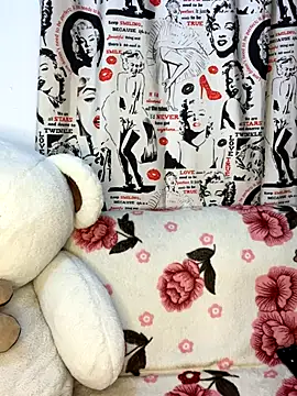 Snapshot of Linda_rouse chatting on 24, 10, 2025 Linda rouse online show from 24, 10, 2025