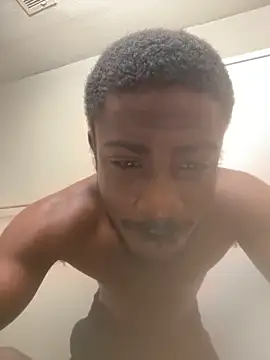 Snapshot of Zellyzelly2100 chatting on 15, 11, 2025 Zellyzelly2100 online show from 15, 11, 2025