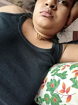 Snapshot of Deborbhavi222 chatting on 6, 3, 2026 Deborbhavi222 online show from 6, 3, 2026