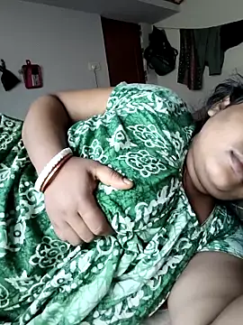 Snapshot of Deborbhavi222 chatting on 11, 4, 2026 Deborbhavi222 online show from 11, 4, 2026