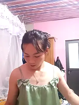 Snapshot of dorothyxx chatting on 15, 10, 2025 dorothyxx online show from 15, 10, 2025