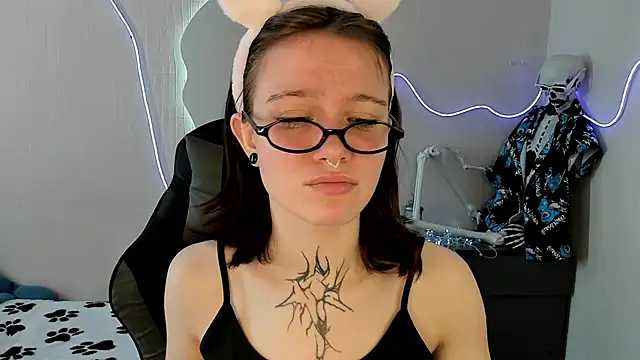 Elastikisss online show from 2, 4, 2026