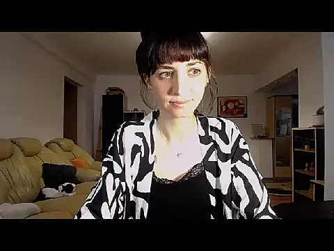 Snapshot of ErikaSecrets chatting on 12, 5, 2026 ErikaSecrets online show from 12, 5, 2026