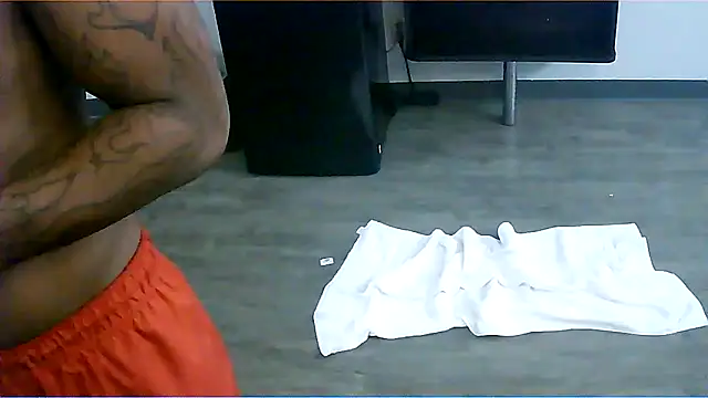 214KingLonggg online show from 15, 3, 2026