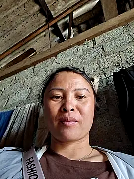 xuxulovezz online show from 12, 10, 2025