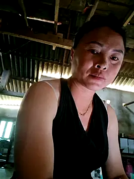 xuxulovezz online show from 8, 4, 2026