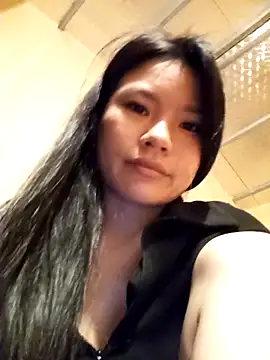 Snapshot of Suny_babyy chatting on 28, 4, 2026 Suny babyy online show from 28, 4, 2026