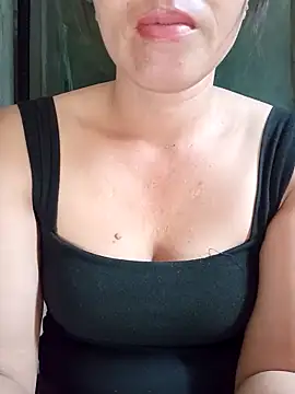 Snapshot of Smile-sexy chatting on 28, 10, 2025 Smile-sexy online show from 28, 10, 2025