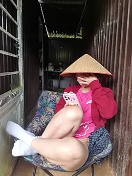 Helen-Tran online show from 23, 11, 2025