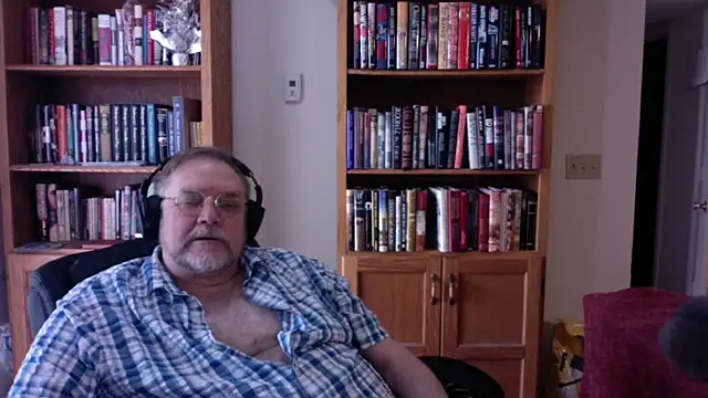 Vinyl22xh online show from 6, 3, 2026