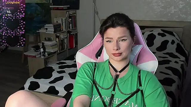 Snapshot of bbJ_one chatting on 27, 6, 2026 bbJ one online show from 27, 6, 2026