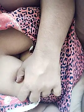 Chubby Soniya online show from 3, 10, 2025