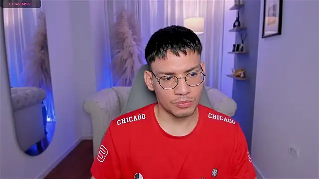 Snapshot of marcuswildx chatting on 27, 11, 2025 marcuswildx online show from 27, 11, 2025