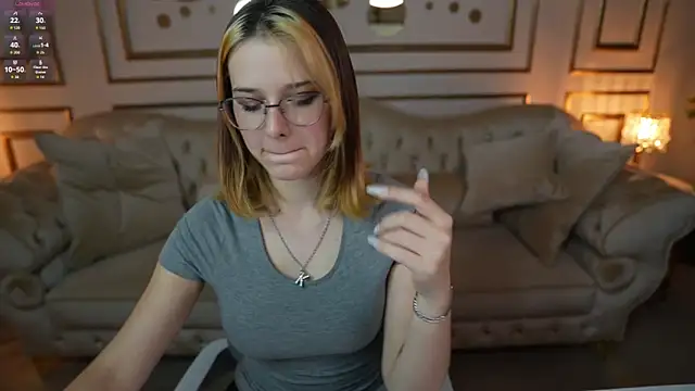 Hoshi mur online show from 3, 10, 2025