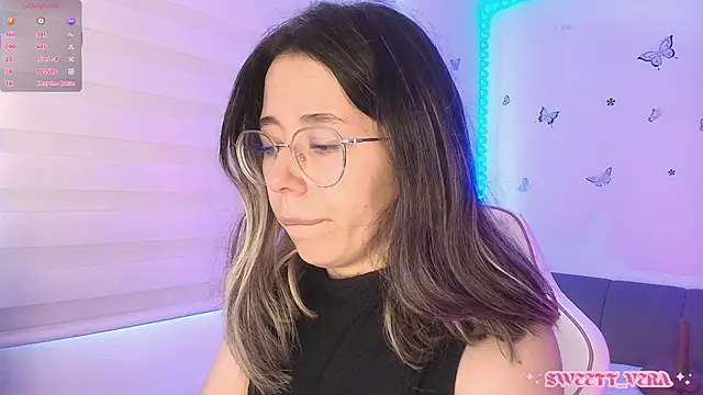 sweettvera online show from 16, 4, 2026