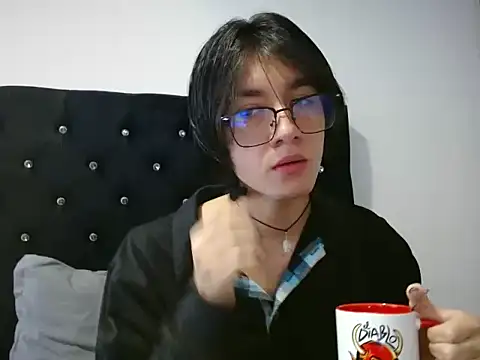 Snapshot of Matti_Mendez_ chatting on 15, 7, 2026 Matti Mendez online show from 15, 7, 2026