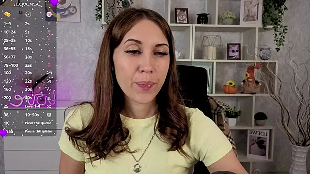 DreamVelour online show from 1, 11, 2025