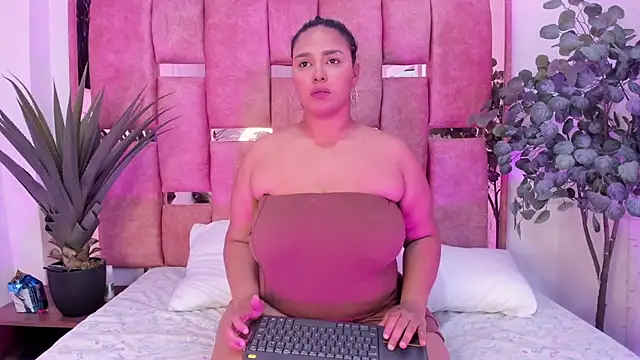 afrodita-Stone online show from 19, 1, 2026