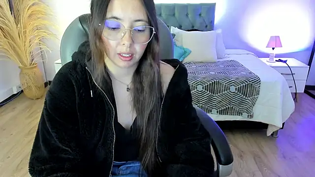 Snapshot of Nata_Velvet chatting on 6, 10, 2025 Nata Velvet online show from 6, 10, 2025