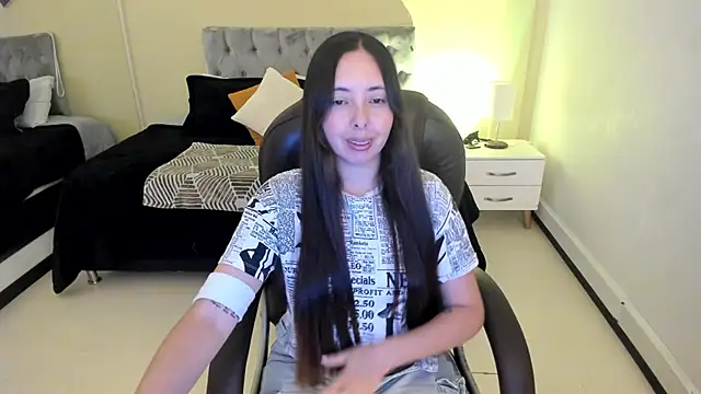 Snapshot of Nata_Velvet chatting on 17, 10, 2025 Nata Velvet online show from 17, 10, 2025