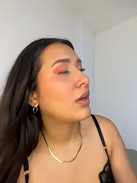 IsabellaJoness  online show from 22, 2, 2026