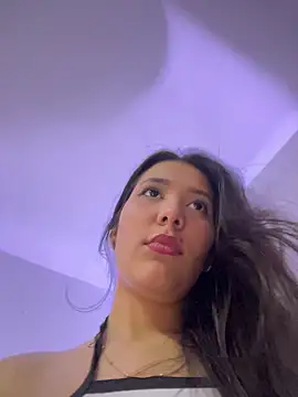 IsabellaJoness  online show from 2, 4, 2026