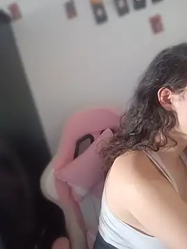 kitty  chs online show from 12, 4, 2026