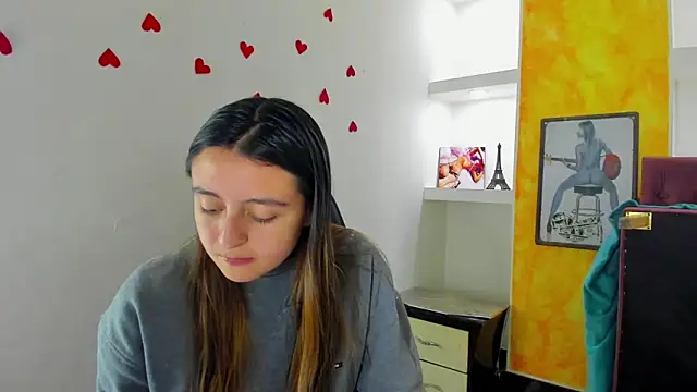 lala clark online show from 27, 2, 2026