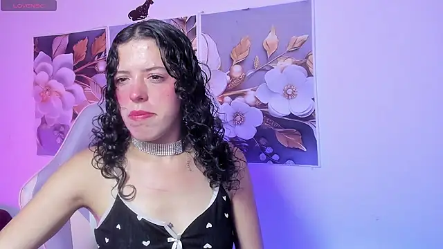 Snapshot of zakura_Haruno chatting on 8, 7, 2026 zakura Haruno online show from 8, 7, 2026