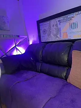 liz and thiago online show from 4, 12, 2025