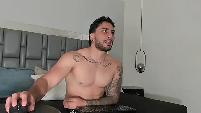 Miike Stone1 online show from 20, 10, 2025